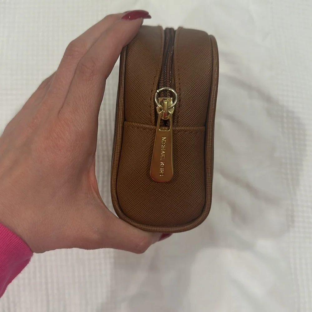 Michael Kors tan bag